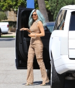 Access_Kardashian_7.jpg