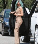 Access_Kardashian_9.jpg