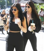 Access_Kardashian_9.jpeg