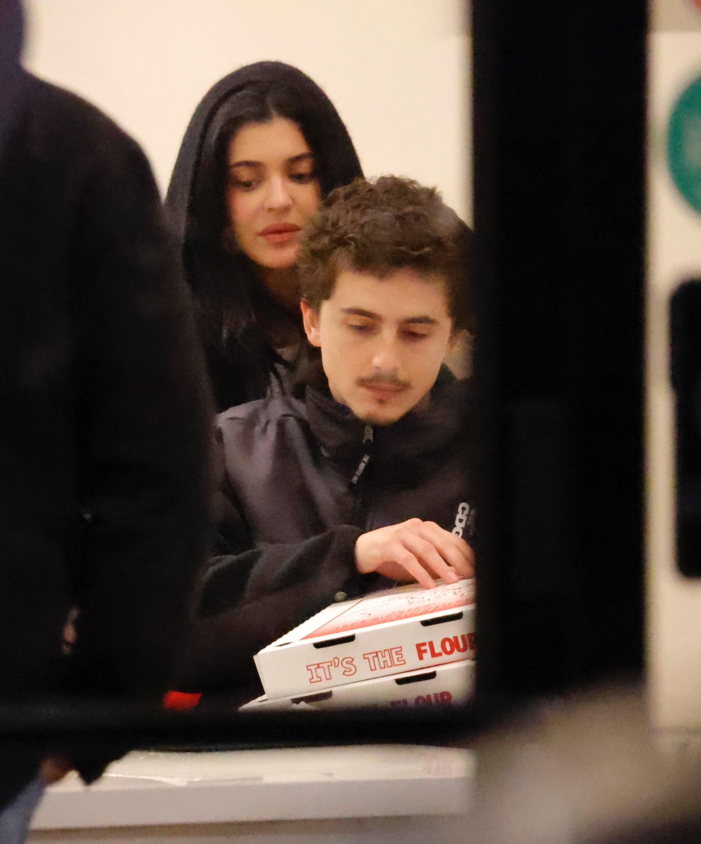 Access_Kardashian_2.jpg