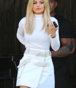 Access_Kardashian_9.jpg