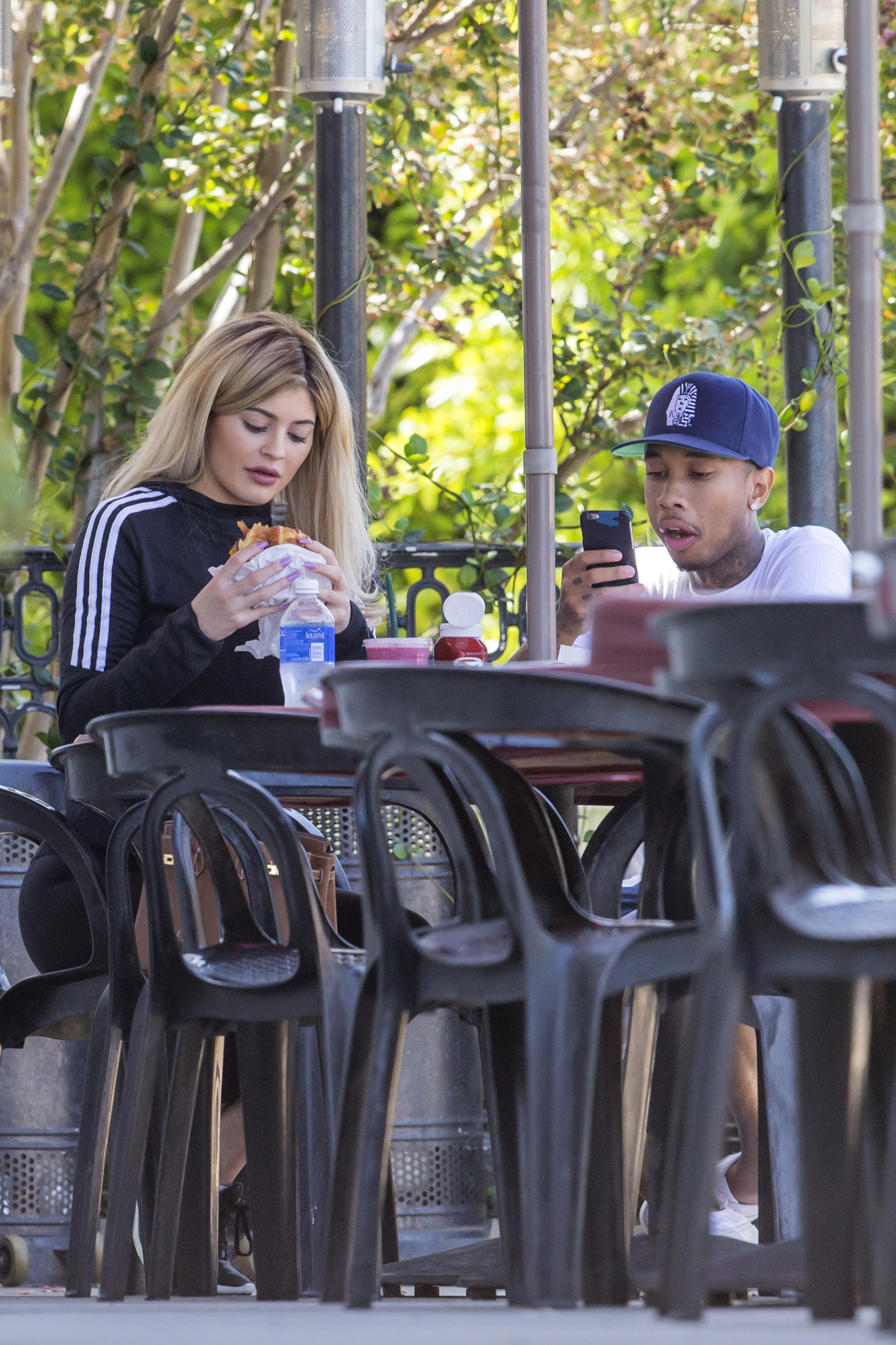 Access_Kardashian_2.jpeg