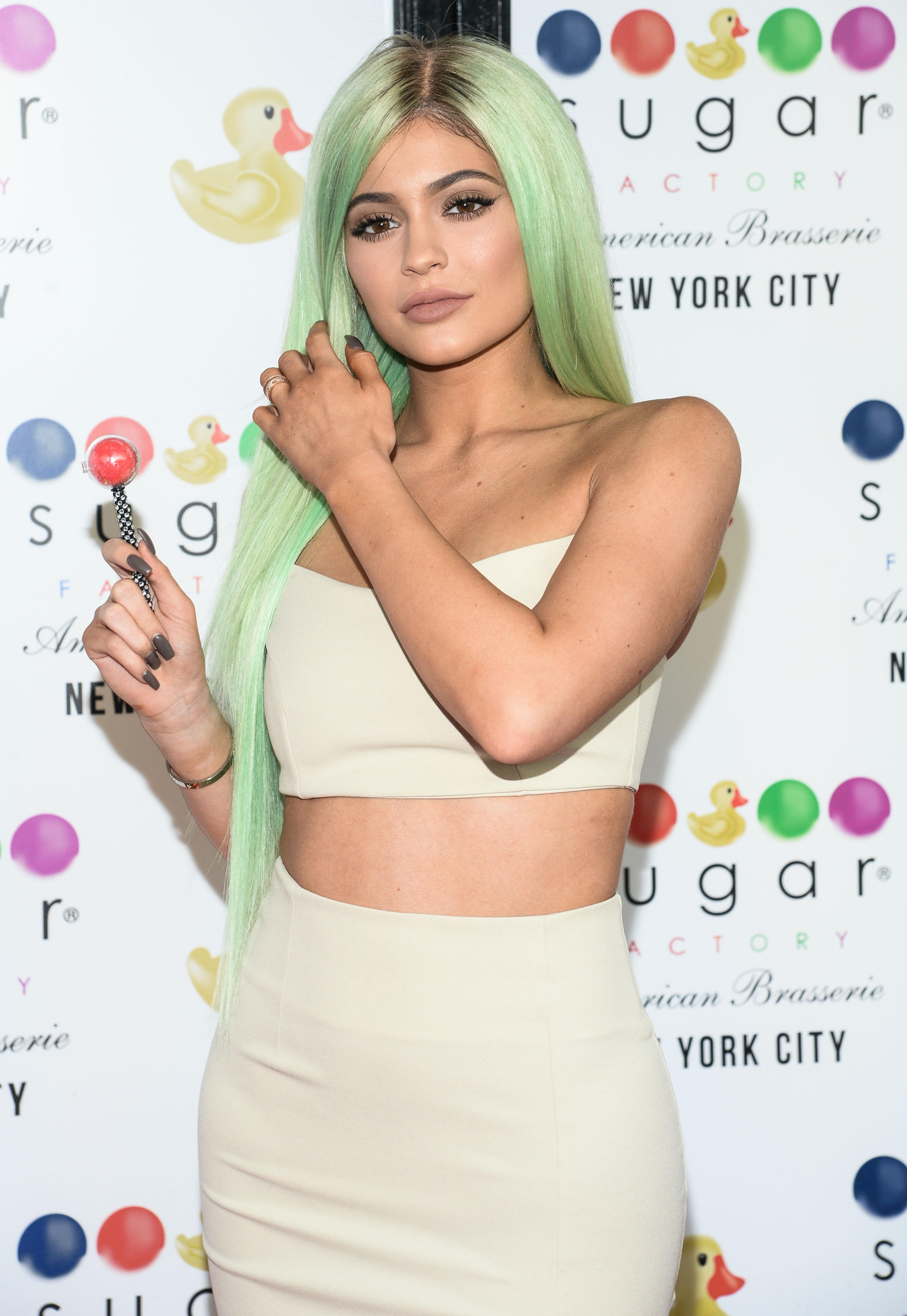 Access_Kardashian_15.jpg