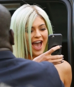 Access_Kardashian_1.jpg