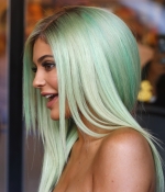 Access_Kardashian_12.jpg