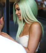 Access_Kardashian_13.jpg