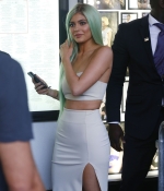 Access_Kardashian_15.jpg