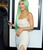 Access_Kardashian_17.jpg