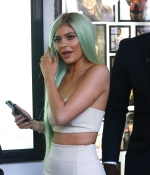 Access_Kardashian_20.jpg