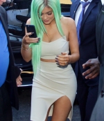 Access_Kardashian_3.jpg