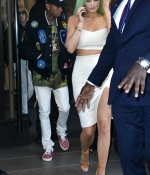 Access_Kardashian_2.jpg