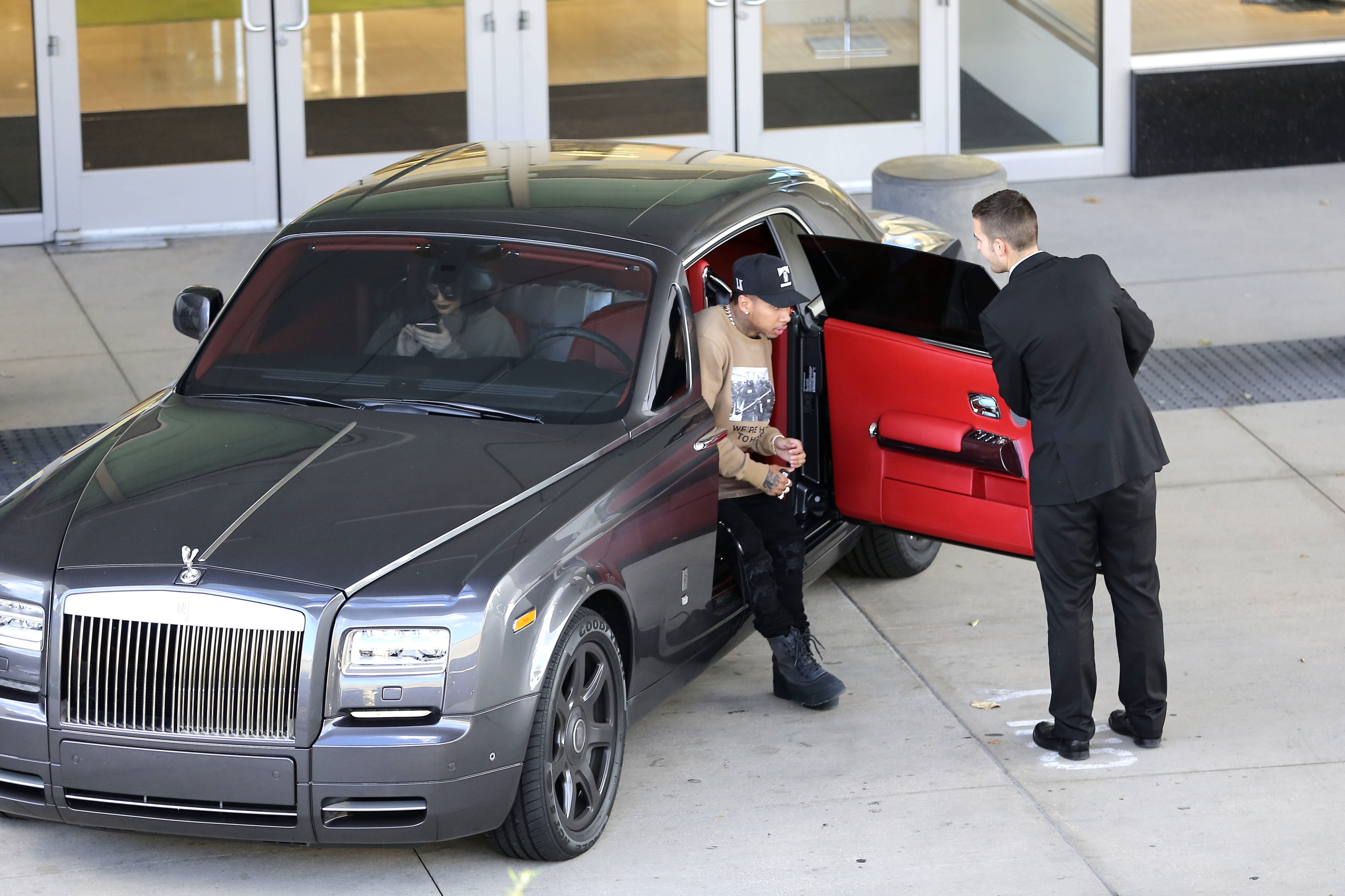 Access_Kardashian_34.jpg