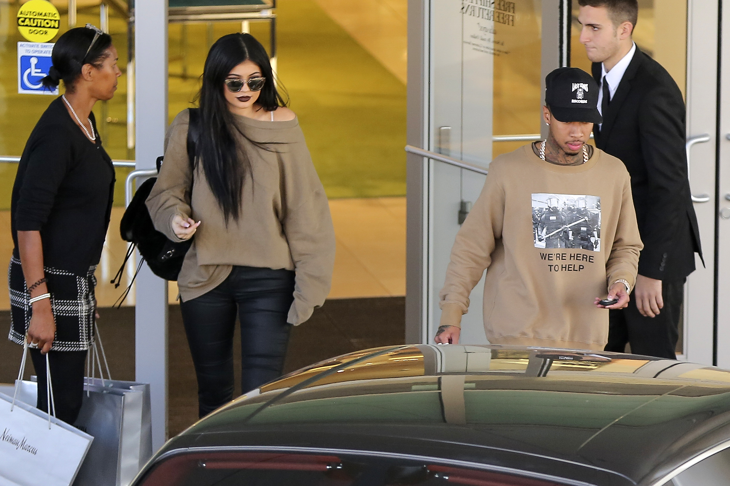 Access_Kardashian_7.jpg