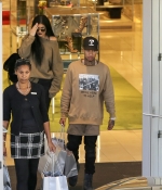 Access_Kardashian_5.jpg
