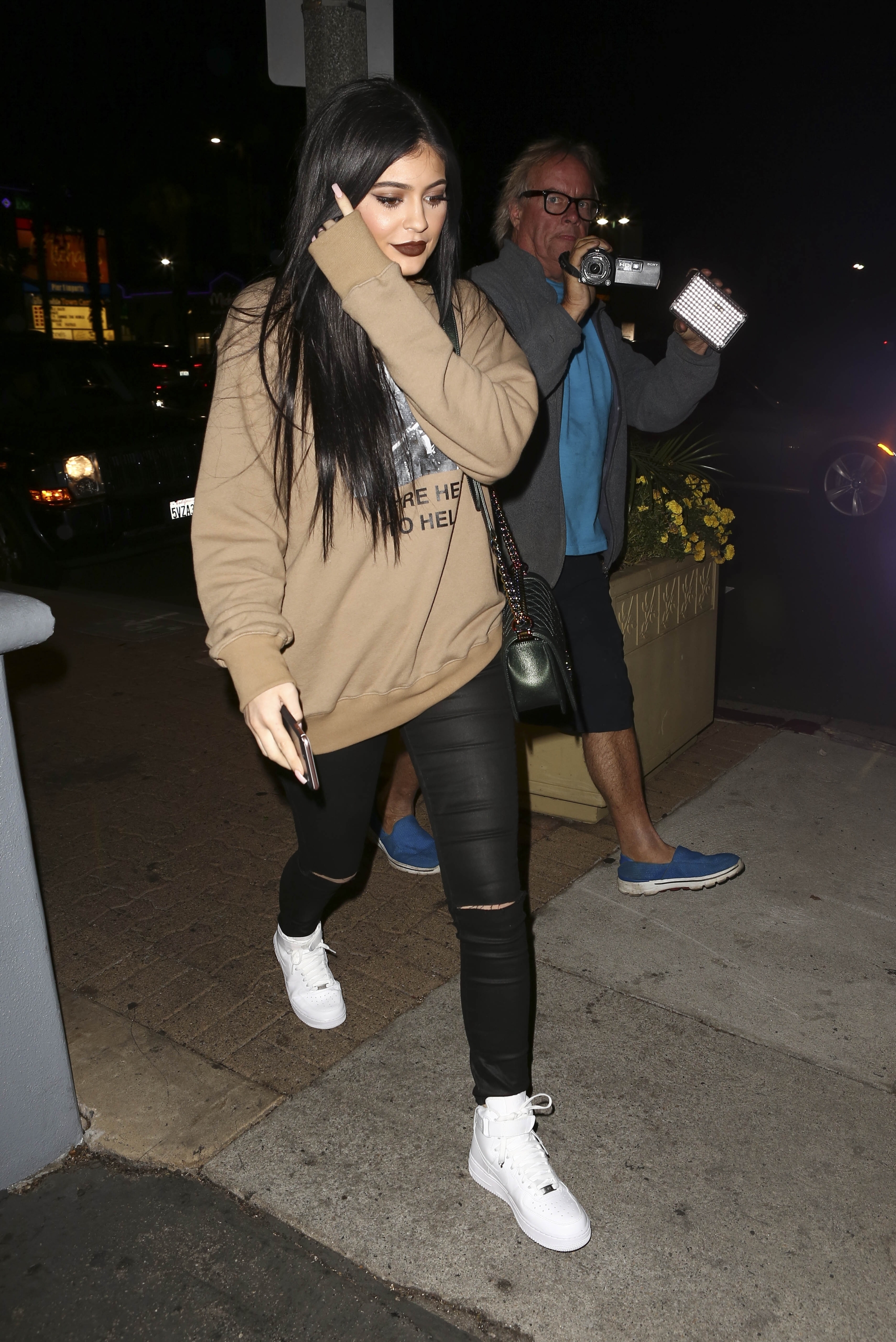 Access_Kardashian_1.jpg