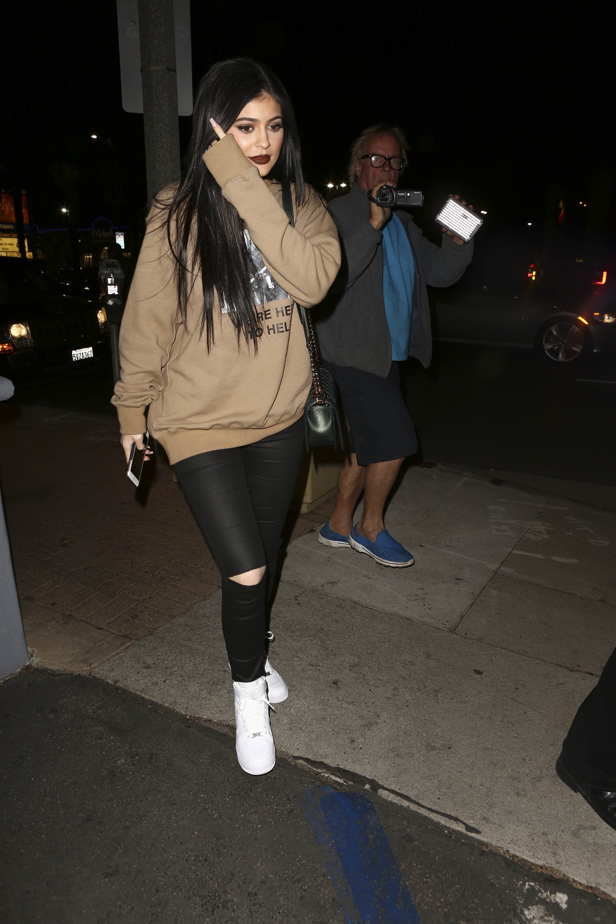 Access_Kardashian_9.jpg