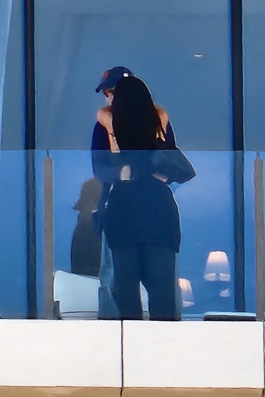 Access_Kardashian_3.jpg