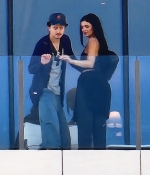 Access_Kardashian_5.jpg