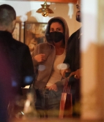 Access_Kardashian_2.jpg