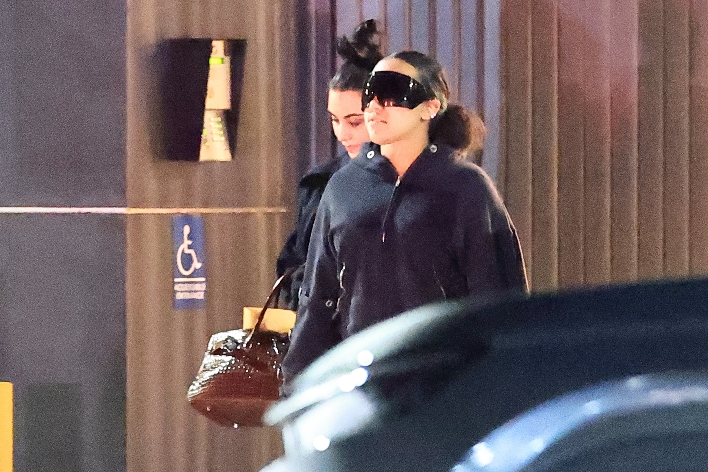 Access_Kardashian_13.jpg