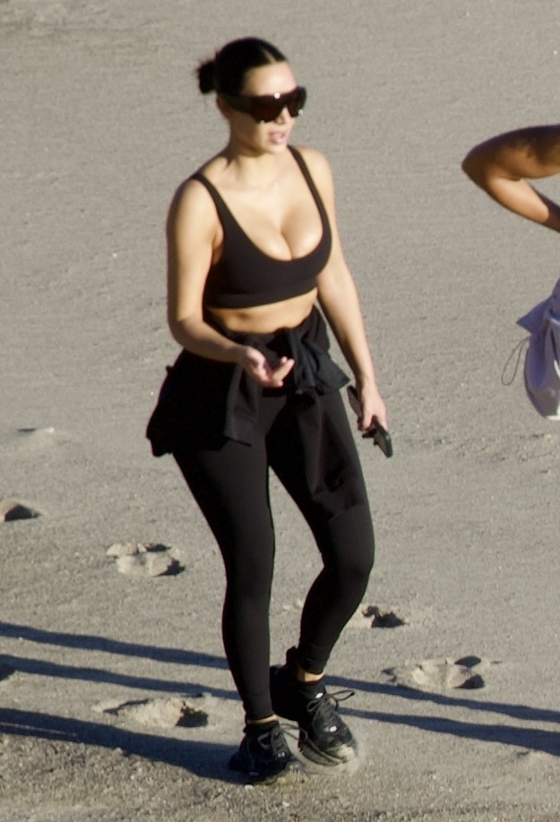 Access_Kardashian_19.jpg