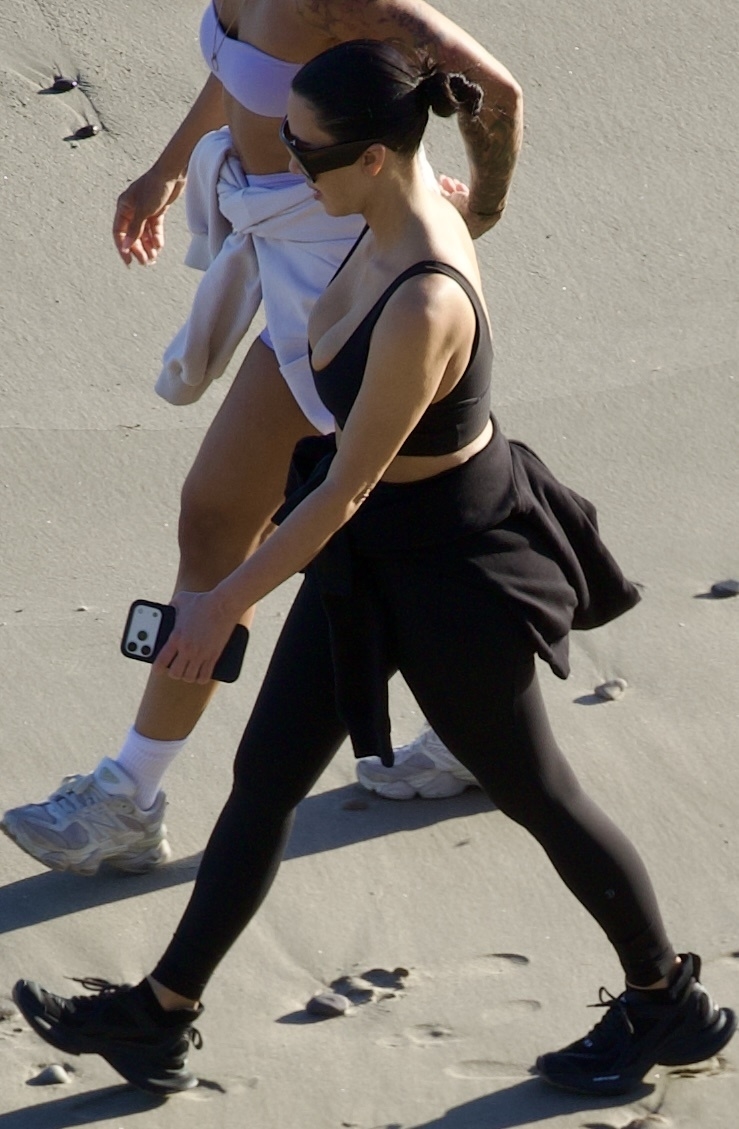 Access_Kardashian_30.jpg