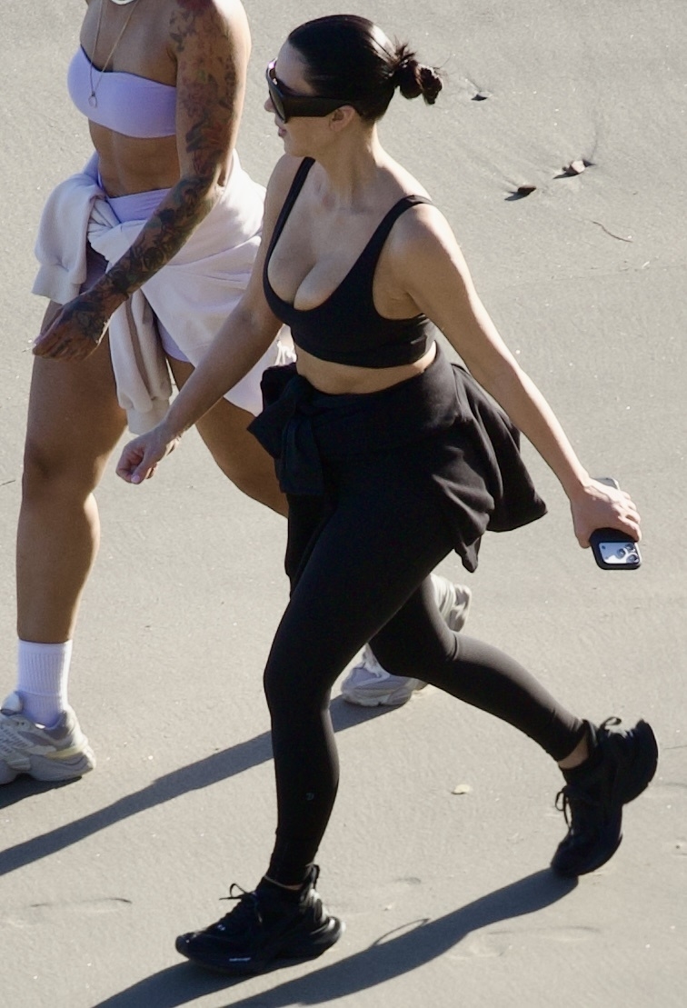 Access_Kardashian_35.jpg