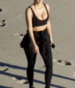 Access_Kardashian_15.jpg