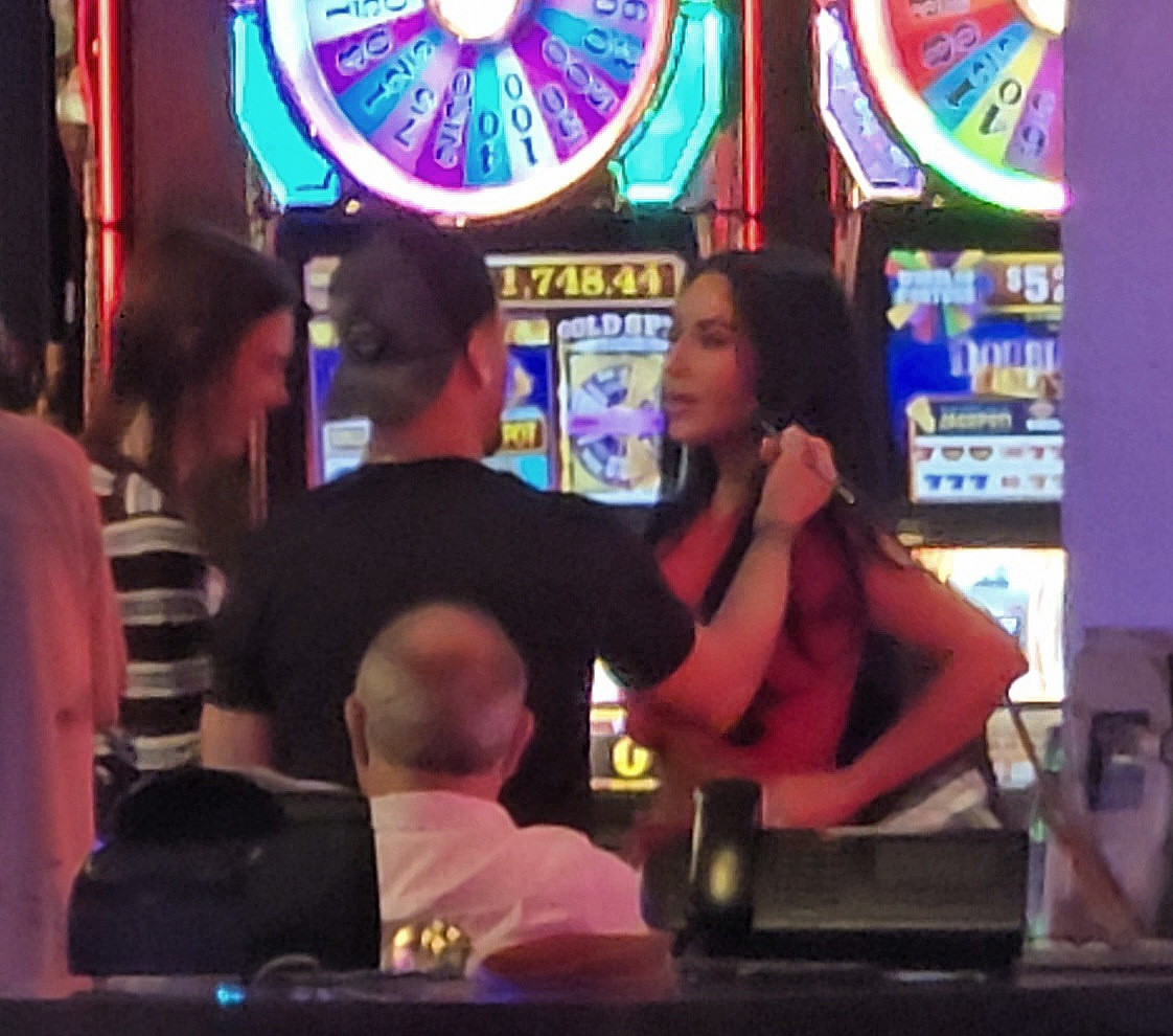 Access_Kardashian_20.jpg