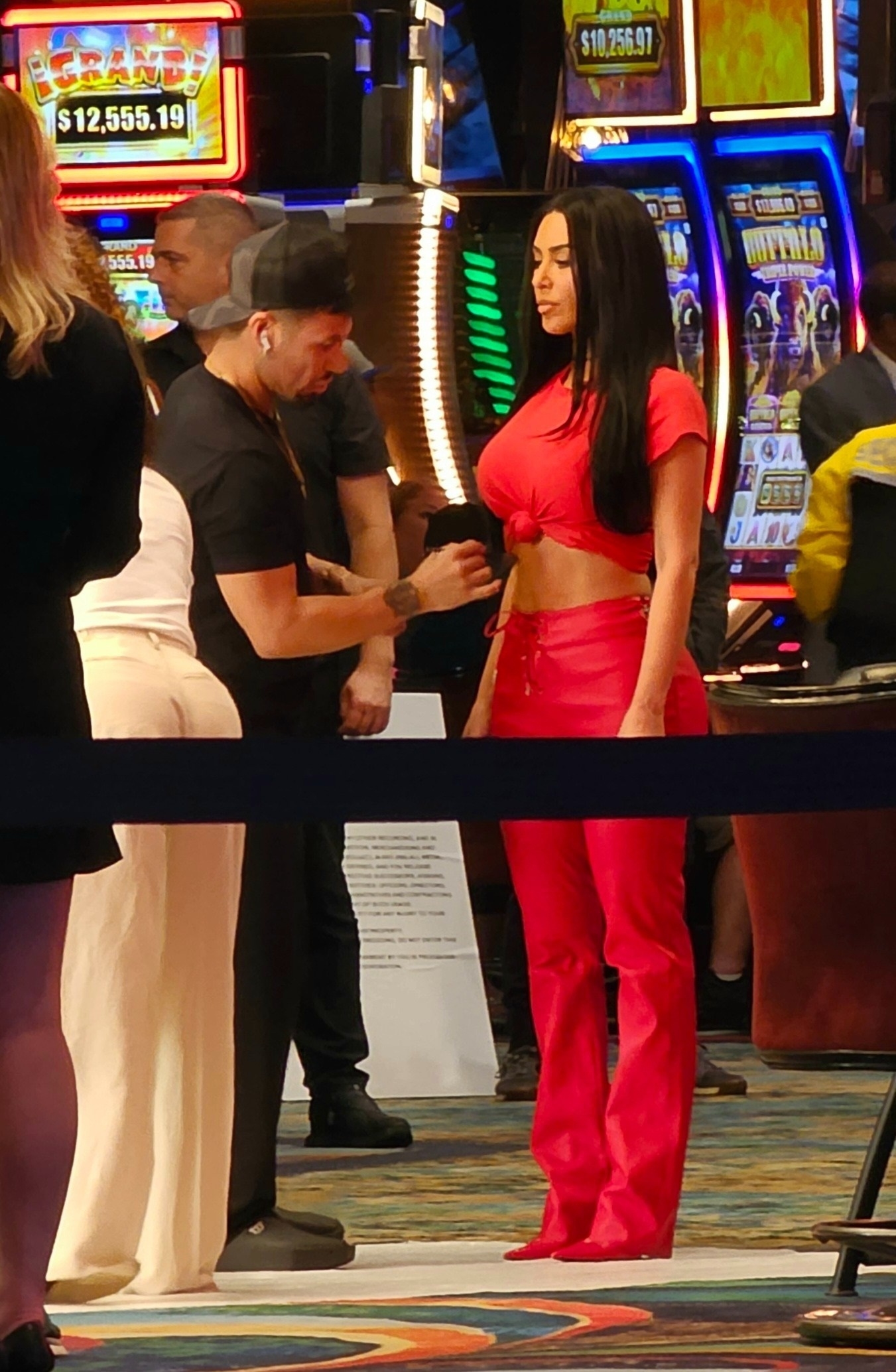 Access_Kardashian_5.jpg