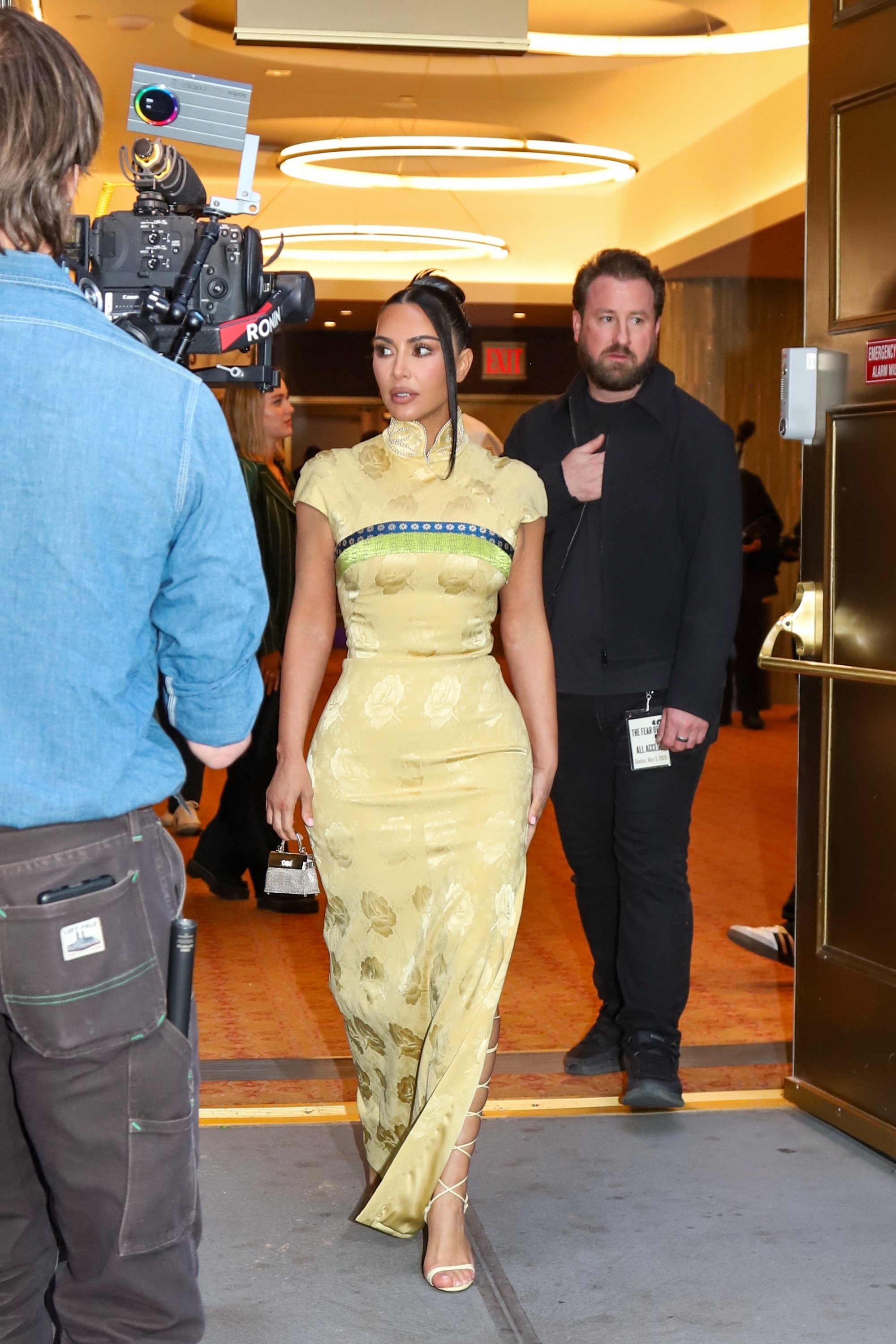 Access_Kardashian_3.jpg