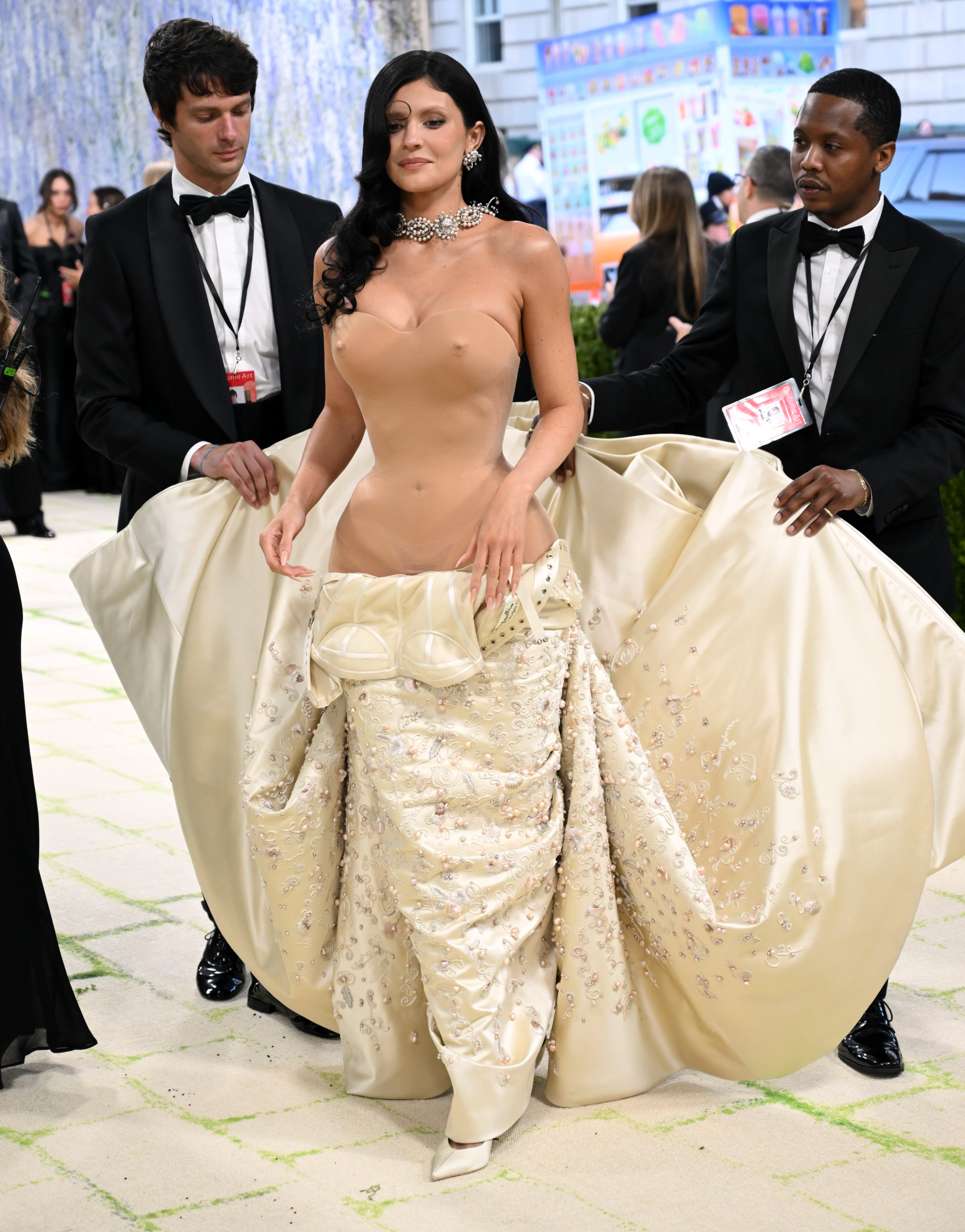 Access_Kardashian_4.jpg