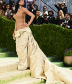 Access_Kardashian_130~0.jpg