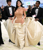 Access_Kardashian_4.jpg