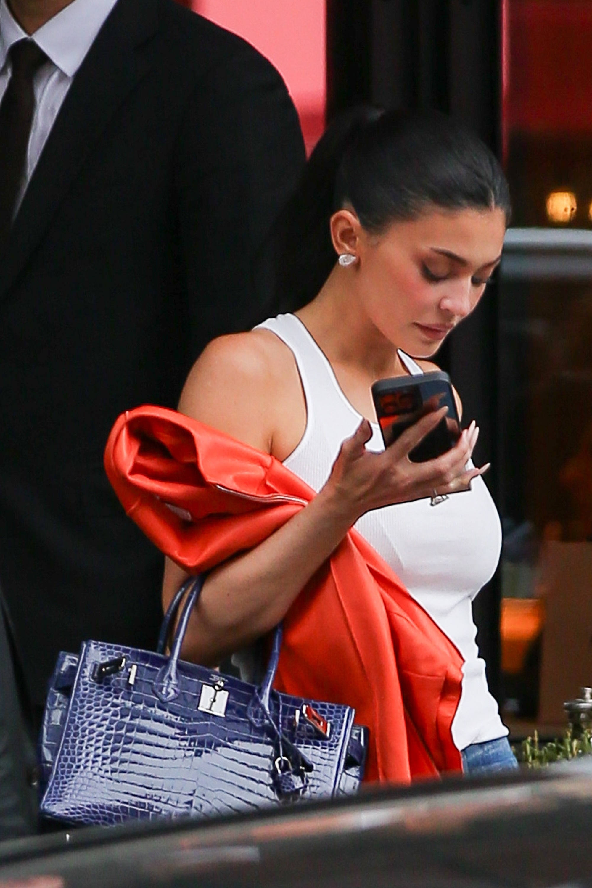 Access_Kardashian_6.jpg