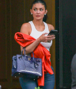 Access_Kardashian_3.jpg