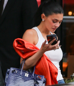 Access_Kardashian_6.jpg
