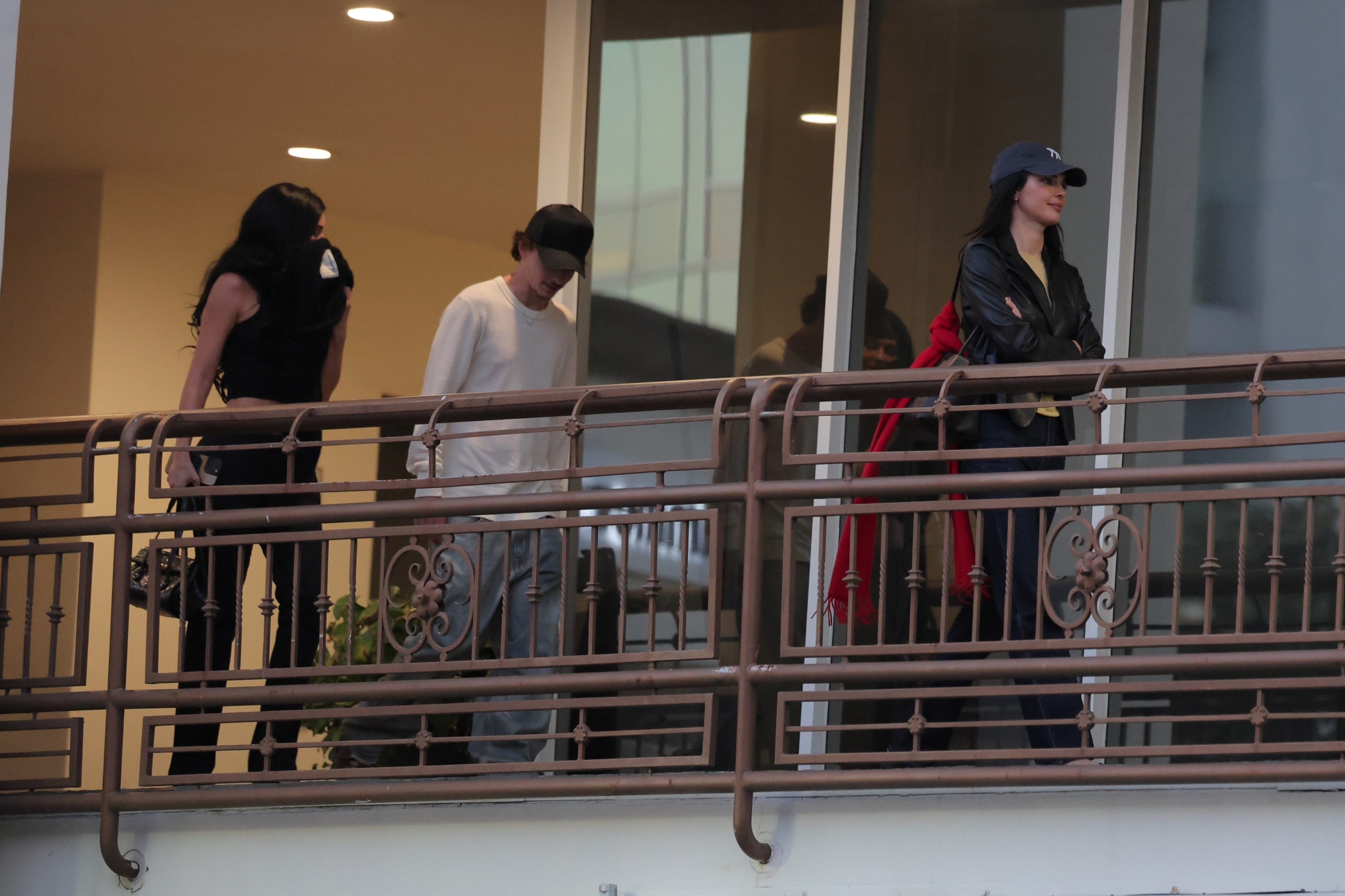 Access_Kardashian_1.jpg