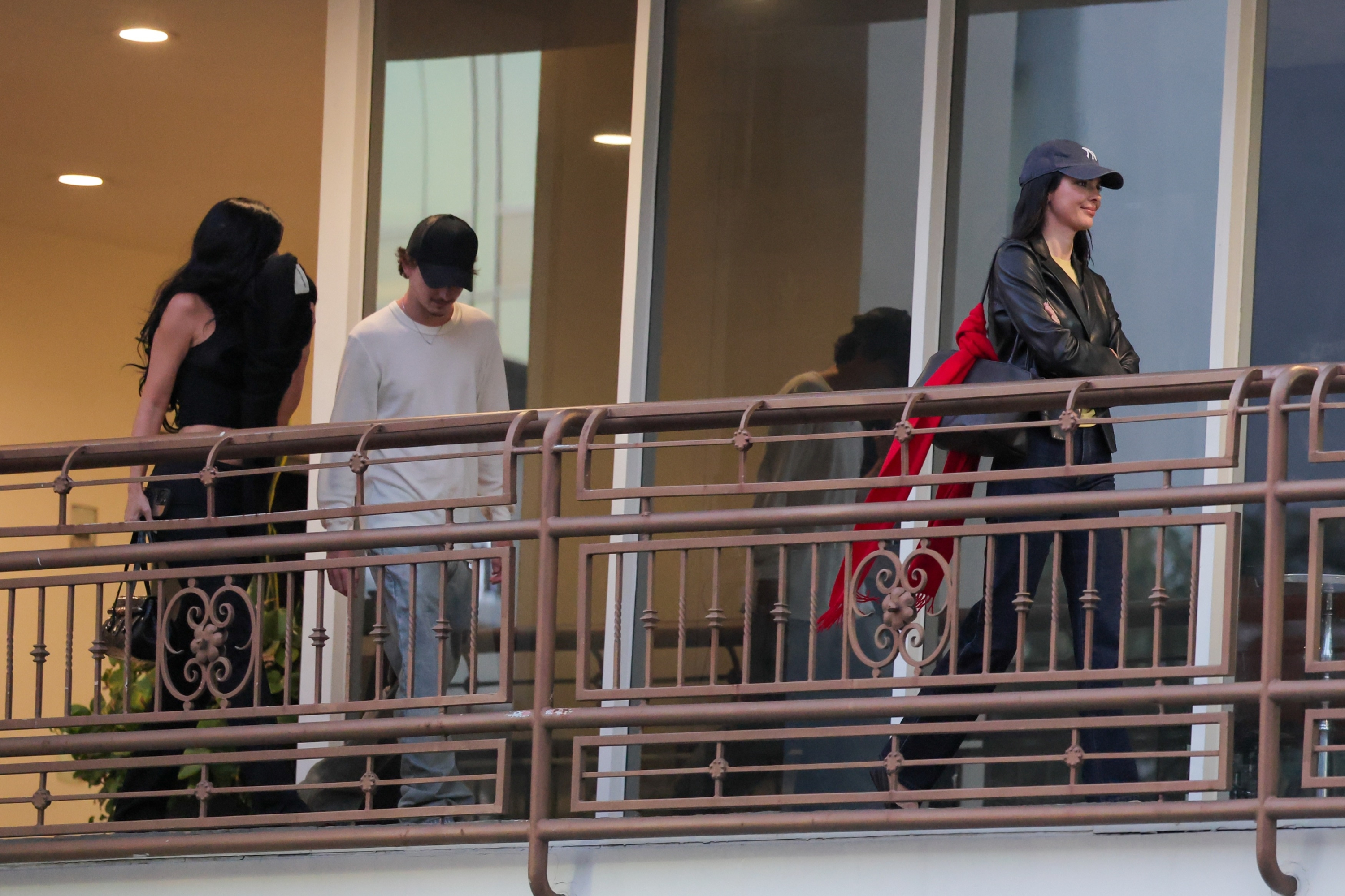 Access_Kardashian_10.jpg