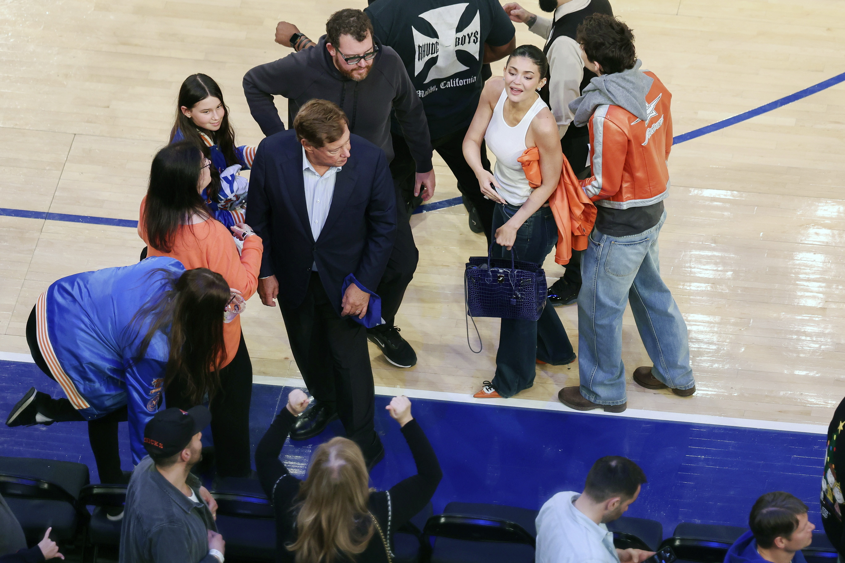 Access_Kardashian_4.jpg