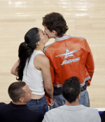 Access_Kardashian_12.jpg