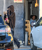Access_Kardashian_4.jpg
