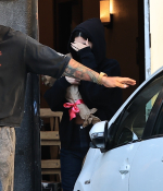 Access_Kardashian_5.jpg