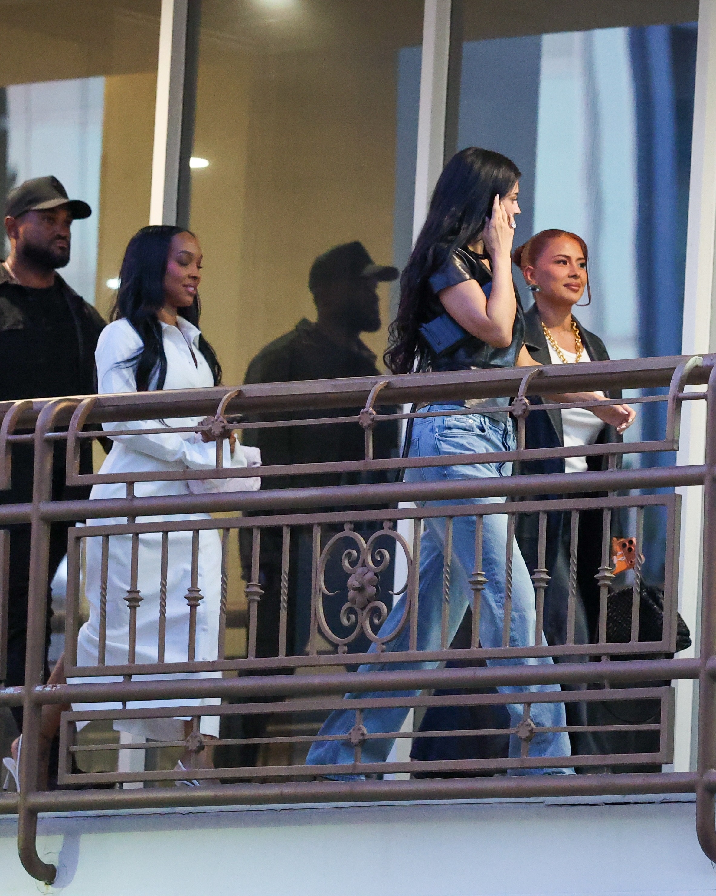 Access_Kardashian_10.jpg