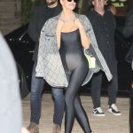 Access_Kardashian_003~0.jpg