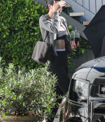 Access_Kardashian_5.jpg