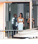 Filename=Access_Kardashian_41.JPG
Filesize=1742KiB
Dimensions=2371x2739
Date added=05.06.26 Access_Kardashian_41.JPG