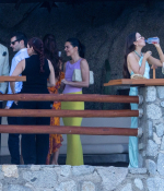 Access_Kardashian_6.jpg