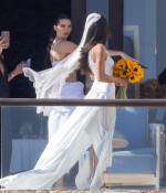 Access_Kardashian_2.jpg