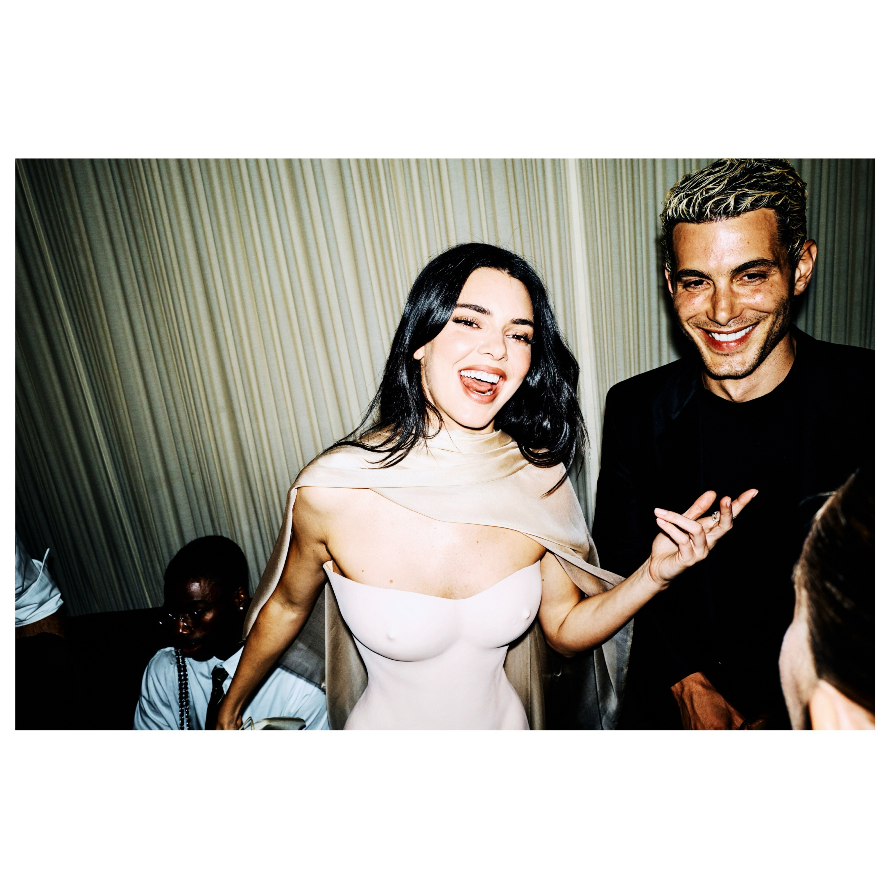 Access_Kardashian_1.jpg